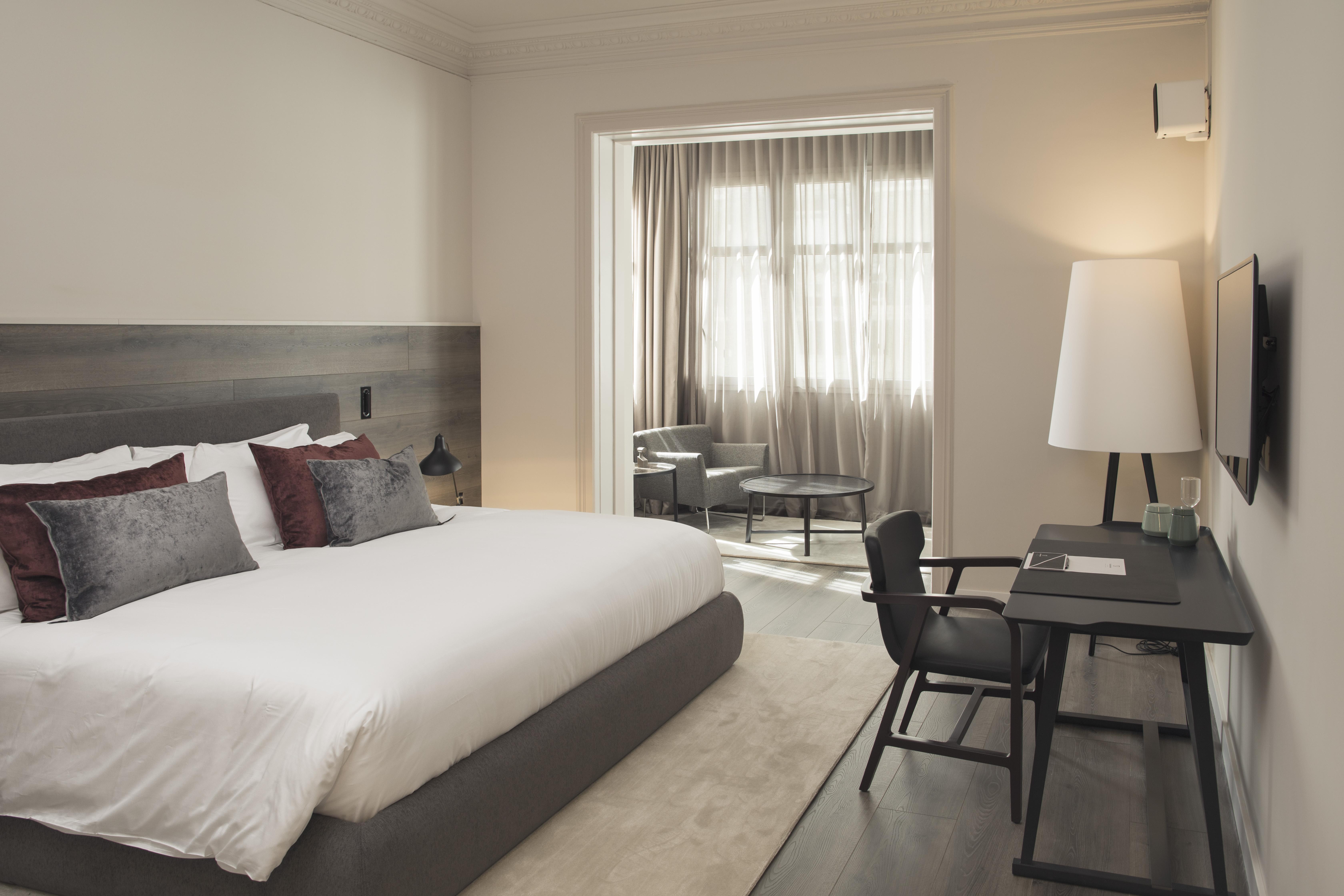 Casagrand Luxury Suites Barcelona Exterior photo