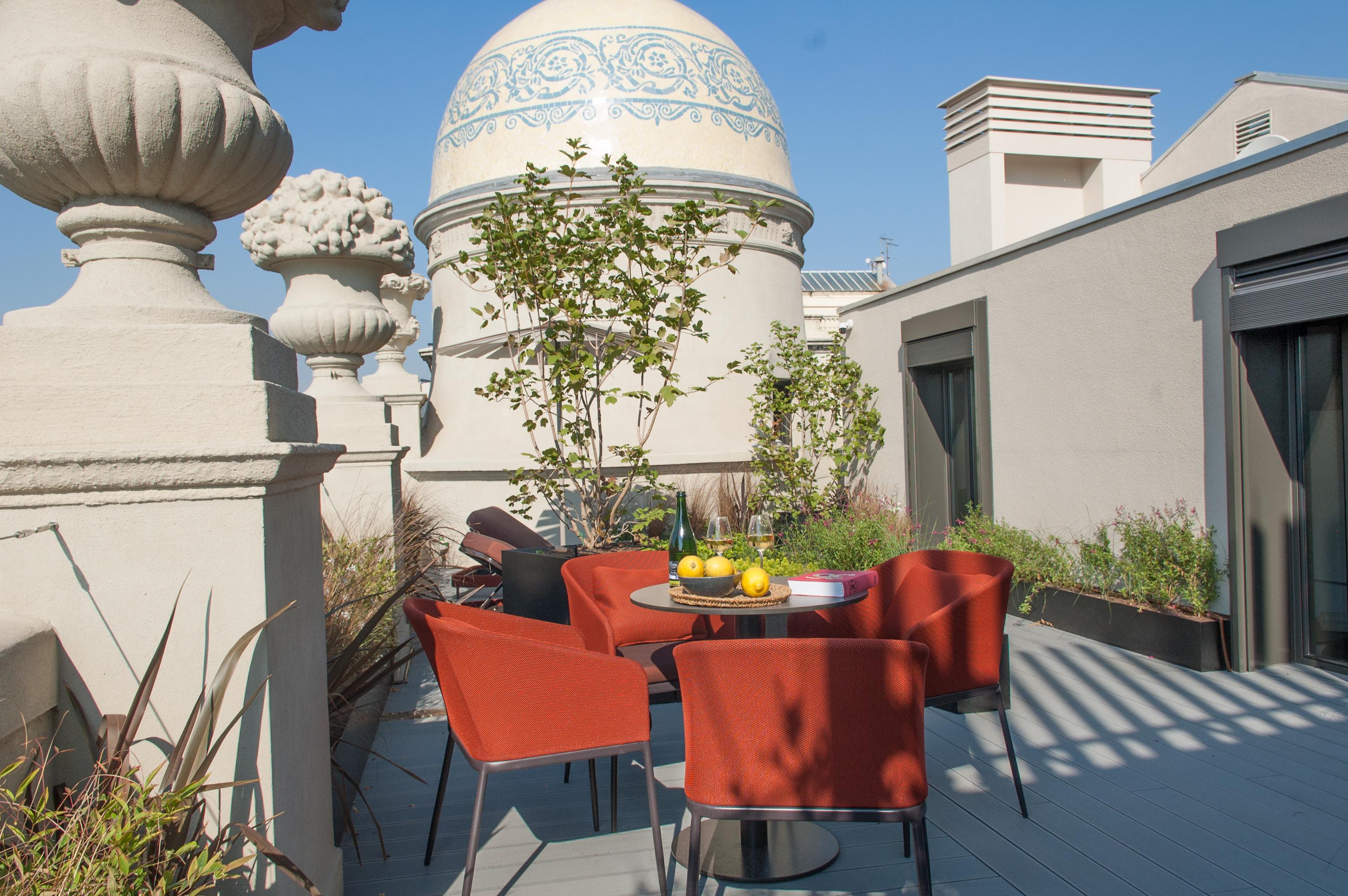 Casagrand Luxury Suites Barcelona Exterior photo