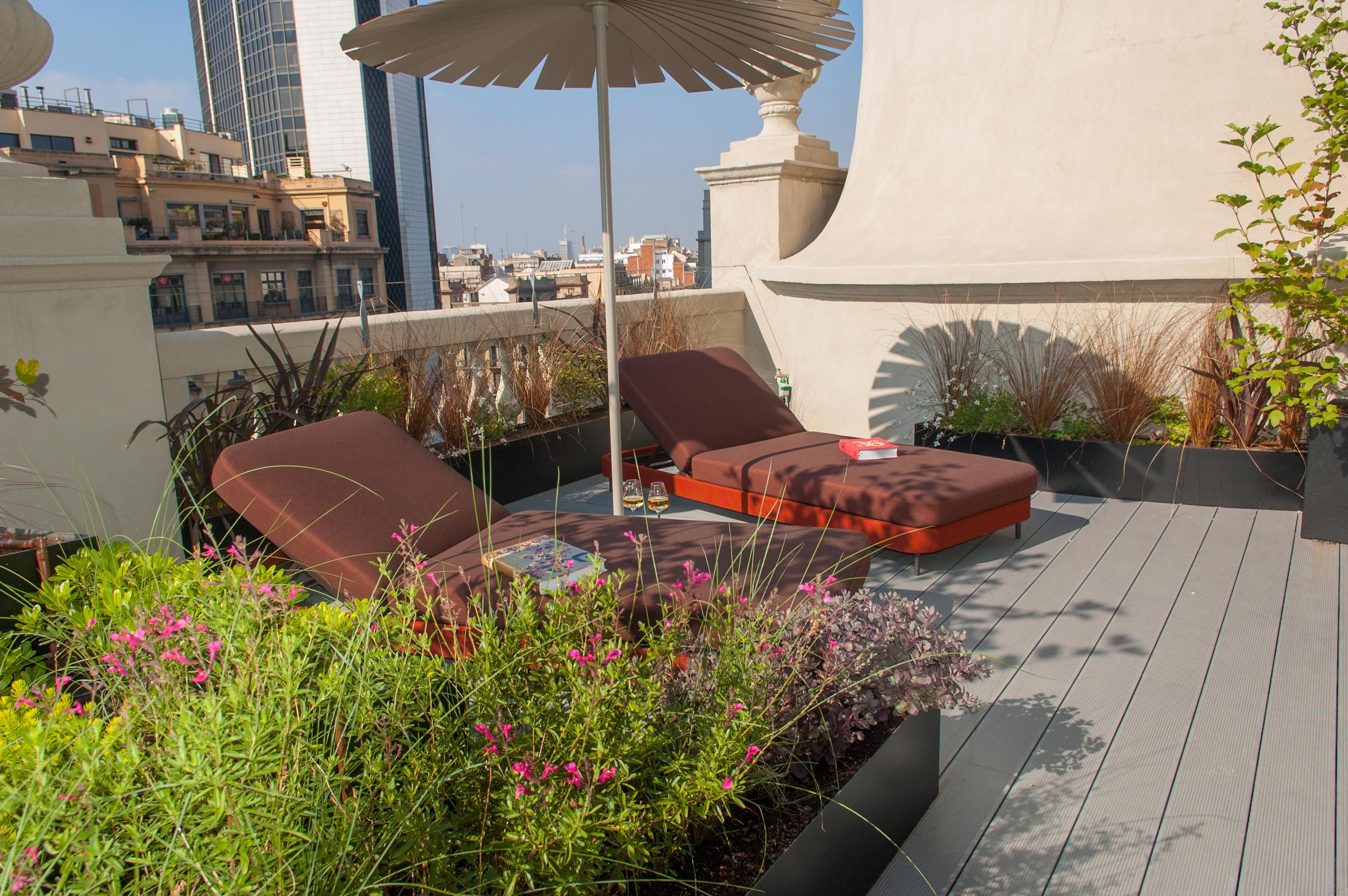 Casagrand Luxury Suites Barcelona Exterior photo