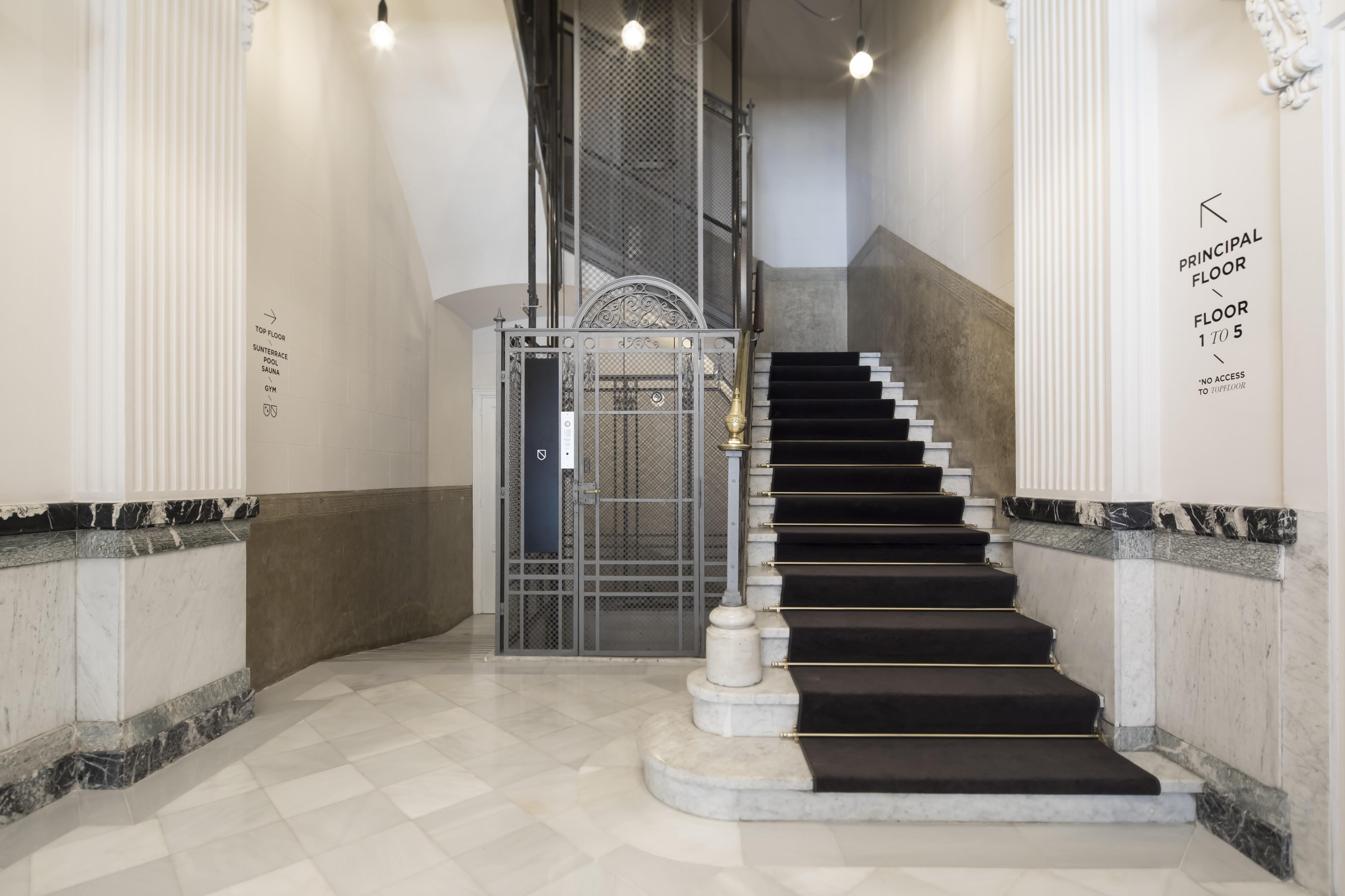 Casagrand Luxury Suites Barcelona Exterior photo