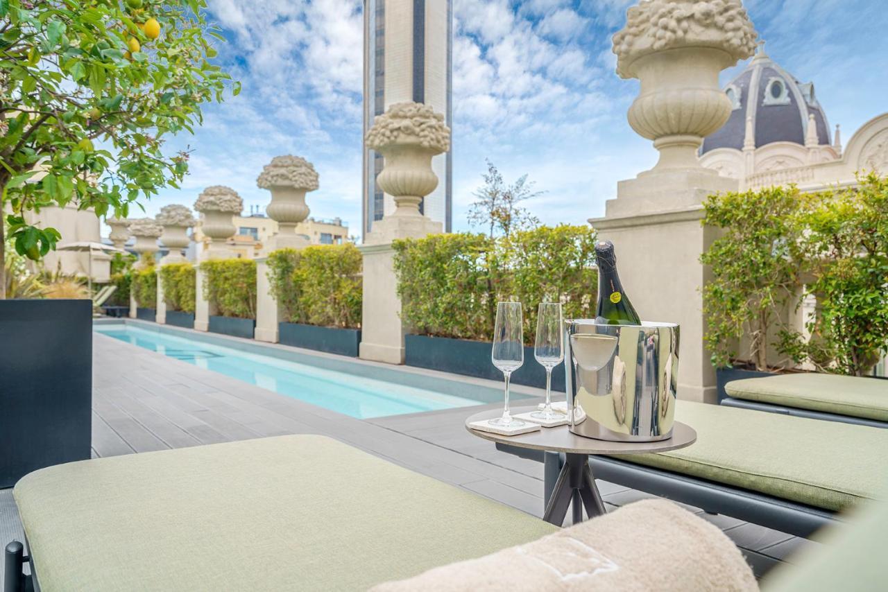 Casagrand Luxury Suites Barcelona Exterior photo